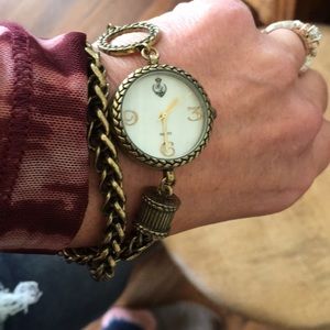 Premier Designs Wrap Bracelet Watch Antiqued Gold